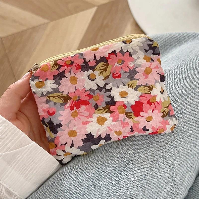 Mini Coin Key Purse Storage Bag Zipper Money Card Holder Bags Small Flower Printed Girls Lipstick Earphone Sanitary Napkin Pouch 1