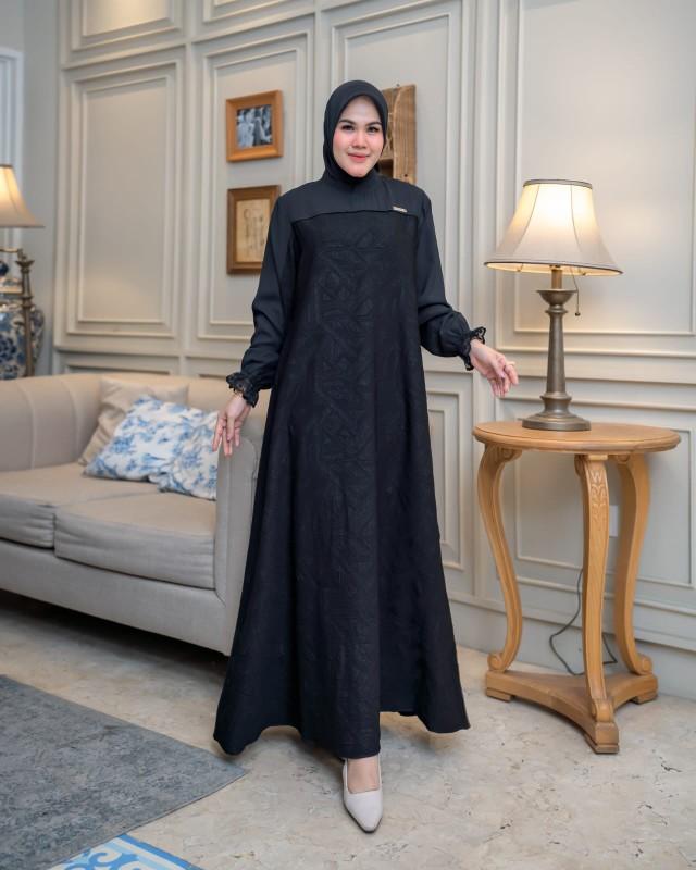 Product Introduction of Zahra Dress jetblack premium original by saideofficial / pakaian dress gamis muslim wanita Hitam Polos Kantong Lembut Mutiara Outer Semi Panjang Mewah Kancing Maxi Pesta Kancing 6