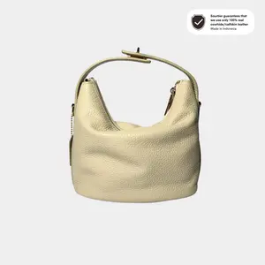 [Sourtier] Kifle Bag MIDI CREAM / Handbag / Leather Handbag / Tas kulit Asli / Crossbody Bag / Slingbag / Tas / Tas kulit wanita / Top Handle Bag
