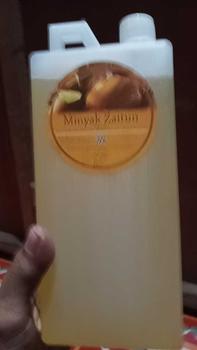 Product Review of MINYAK ZAITUN PIJAT 1 LITER / MASSAGE OIL LARASSANTI KUNING / SPA OIL / MINYAK PIJAT from s**9 0