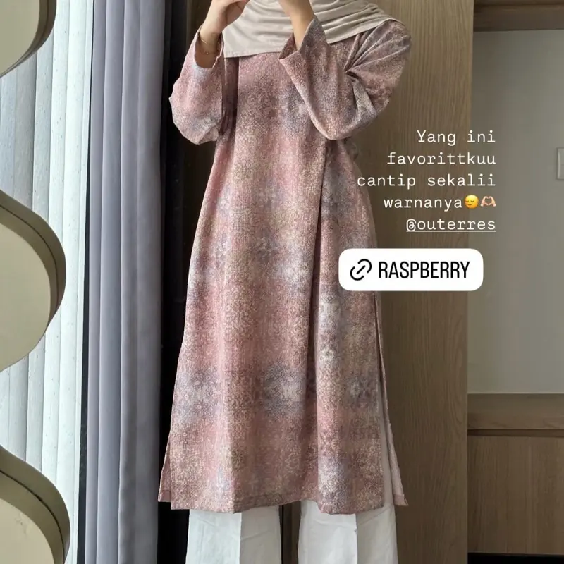 MOIRA TUNIK by Outerres | Tunik Wanita Flowy Slit Kancing 7