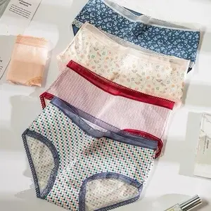 12Pcs CS028 CD Celana Dalam Wanita Bunga Floral Katun Motif Spandex Dewasa Waist