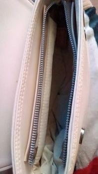 Product Review of Akaci store | ZURAA Tas selempang wanita Terbaru 09-8233 Bahan Sintetis  kuliah kerja kantor ibu Polos Kulit PU kuliah kerja pesta from y**2 1