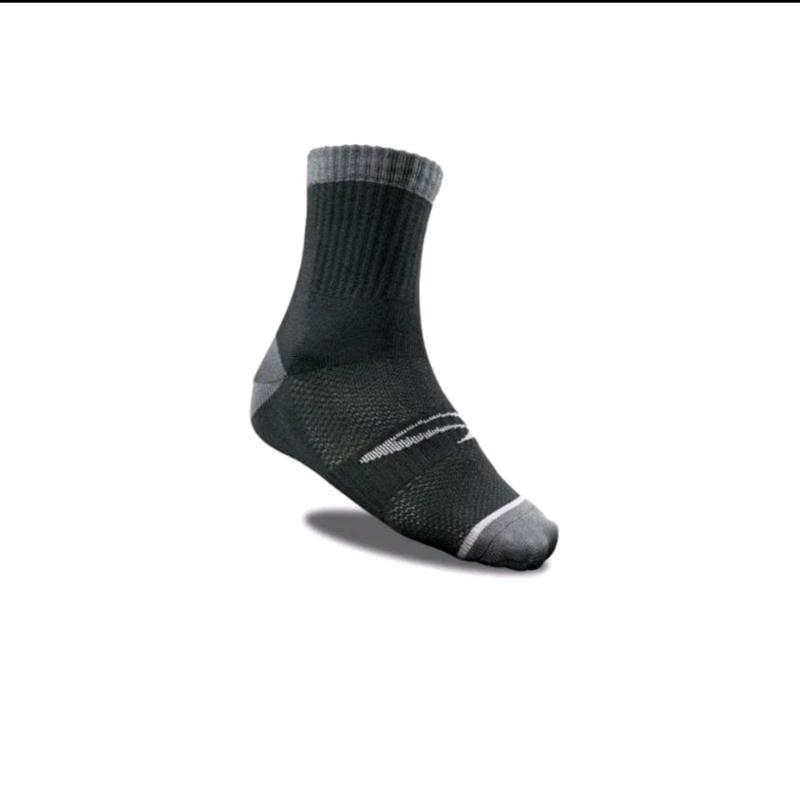 910NINETEN KAUS KAKI  OLAHRAGA HATOMI QUARTER - HITAM ABU 1