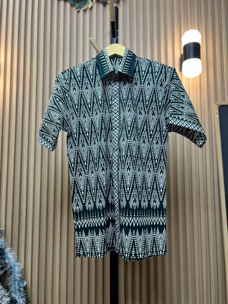 Product Introduction of ALTHREE Clothing - KEMEJA Green New Shirt Batik Pria Lengan Pendek 11