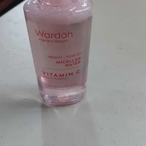 Wardah Perfect Bright Tone Up Micellar Water 100ml – Bersih, Cerah, & Fresh dalam Sekali Usap!