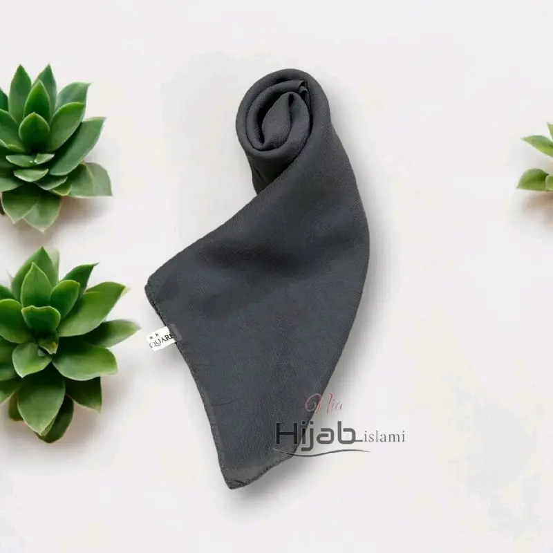 Jilbab bella square segiempat Pollycotton 110x110 4
