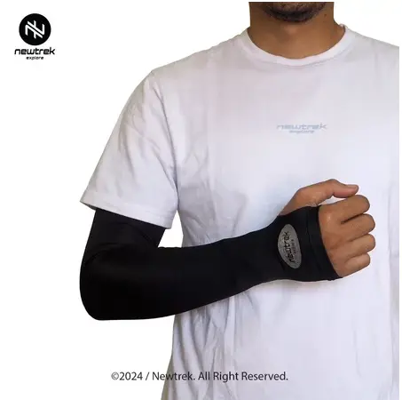 Newtrek Handsock Manset Tangan Panjang - Lycra Spandex Hitam Dengan Jempol