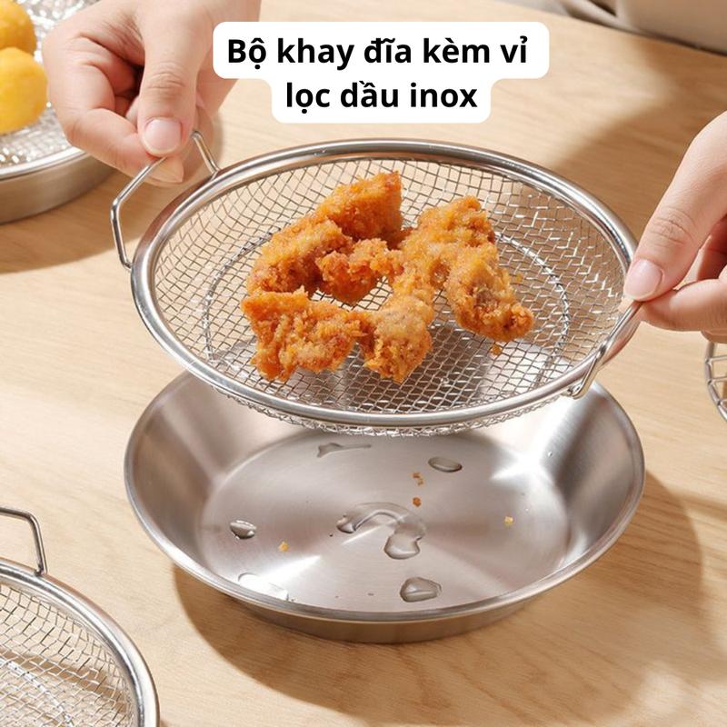  SÉT KHAY ĐĨA KÈM VỈ LƯỚI LỌC DẦU CHẤT LIỆU INOX CAO CẤP SIZE 20cm. TIỆN DỤNG CHO MỌI GIAN BẾP 