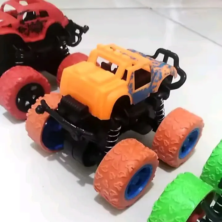 Mainan Anak Mobil Jip Off Road 4 Drive / Monster Zap 360 Derajat Roda Besar 5