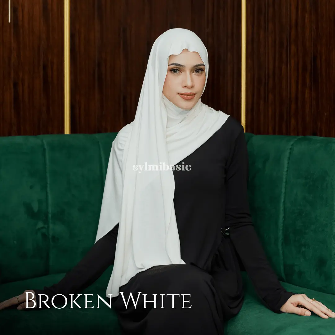 Aya Broken White
