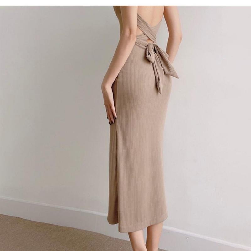 Product Introduction of Square neck sleeveless camisole backless dress for women, solid color fashionable Binding strap Retract your waist Wrap the buttocks bodycon mid length skirt 2