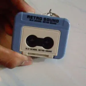 Gantungan Kunci Rekaman Suara Retro/ Mini Voice Recorder Keychain/Gantungan kunci rekam lagu unik | tape recorder Mini