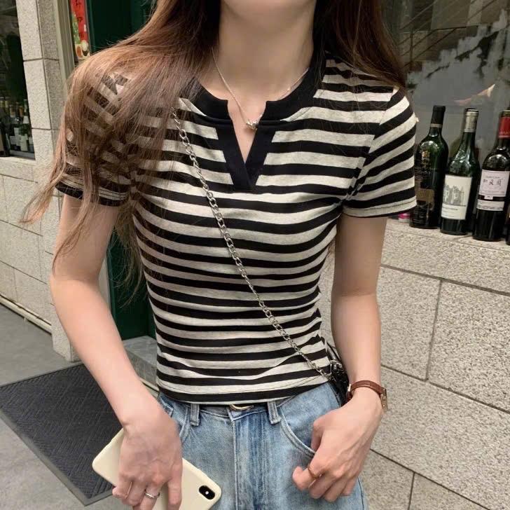 Áo thun sọc cổ khoét V tay ngắn Bigsize 45-85kg (581) chất liệu thun tăm lạnh basic dễ mặc