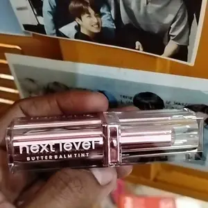 HANASUI Next Level Butter Balm Tint - Color Butter Balm Tinted Lip Balm Melembabkan & Mencerahkan Bibir Lightweight & Cover Bibir Gelap Beauty Hyper Gloss Lip Balm
