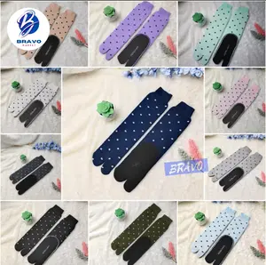 Kaos Kaki Jempol Polkadot | Kaos Kaki Jempol Muslimah | Kaos Kaki Jari | Kaos Kaki Muslimah | Kaos Kaki Wanita | Kaos Kaki Jari | Kaos Kaki Muslim | Kaos Kaki Polkadot | Kaos Kaki Motif Polkadot | Kaos Kaki Warna | Kaos Kaki Panjang | Kaos Kaki Telapak