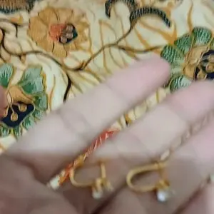 Anting Desy gold dewasa wanita anti karat anti luntur