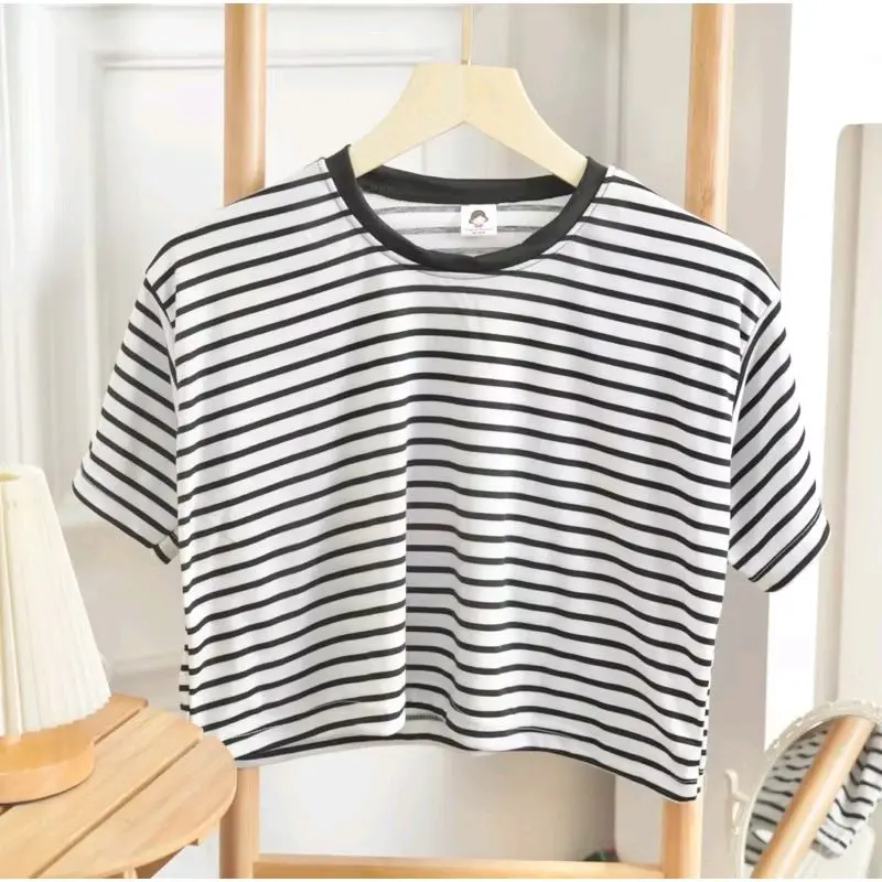 kaos cewek aesthetic | kaos oversize salur cewek, atasan cewek cute Baju Crop 4