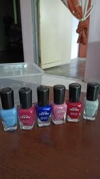 Product Review of Oulisi Honey 8ml Peel off Nail Art Polish Peel Off from m**a 0