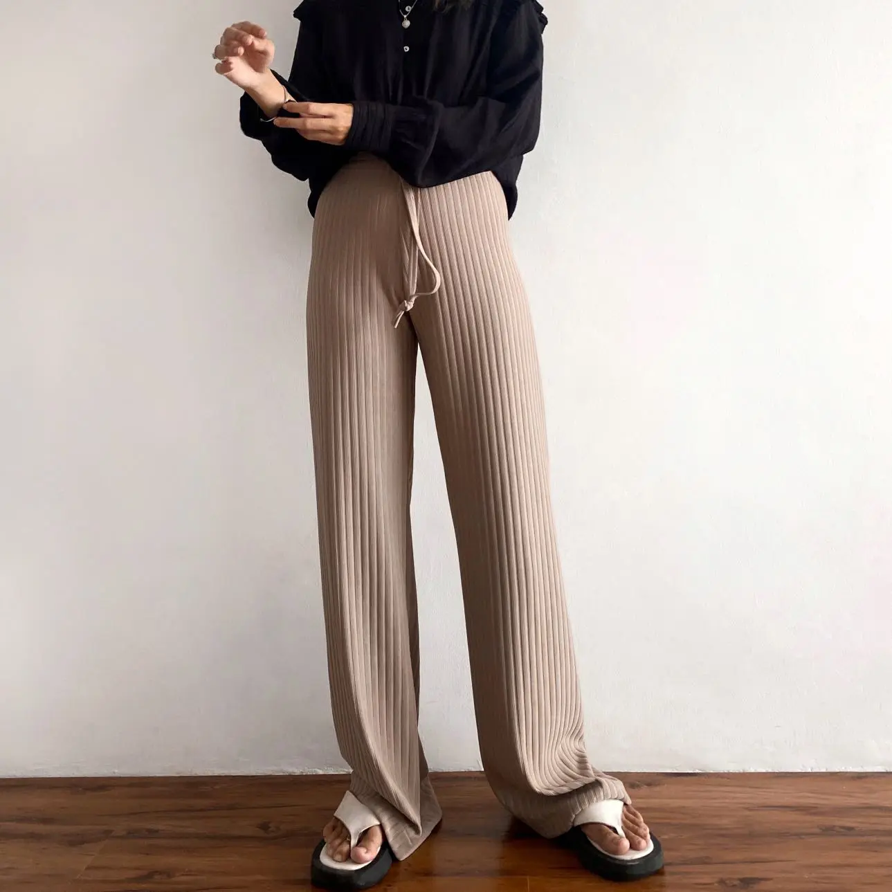 PUFF IT UP —  Hornet Pants - Knit Pants