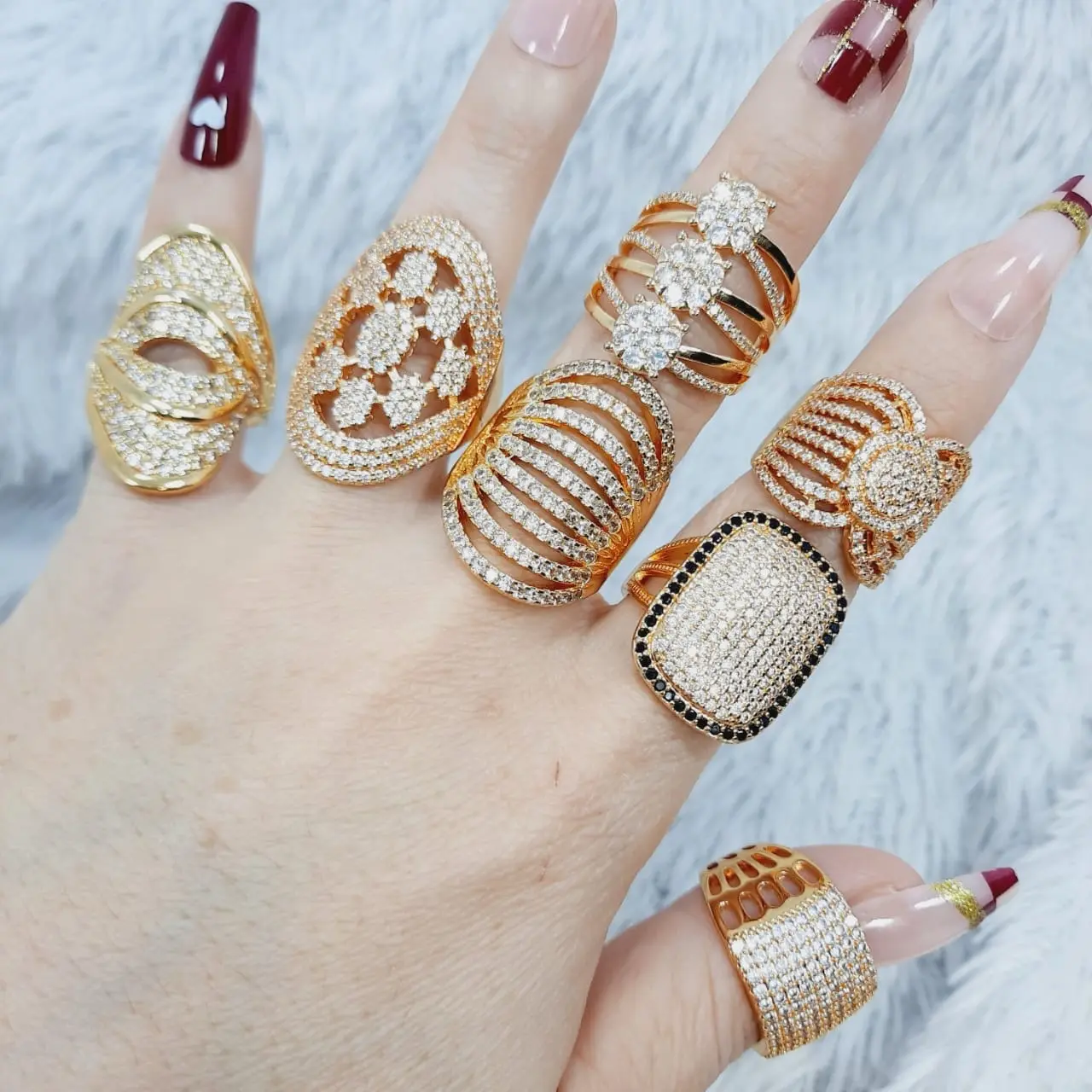 CINCIN WANITA MODEL DUBAI BLINK2  ET.11