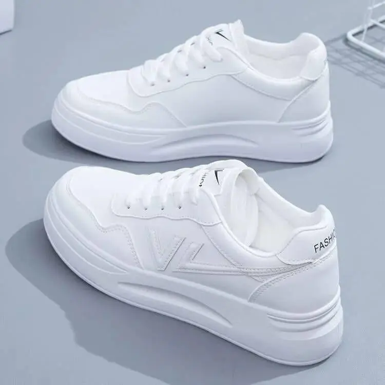 Sepatu putih wanita ootd 2023 / Sepatu putih sneakers / Sepatu perempuan terbaru 2023 / Sepatu perempuan korean style / Sepatu wanita terbaru 2023 / Sepatu wanita korean style / sepatu wanita kekinian viral / Sepatu olahraga wanita / Sepatu sport wan