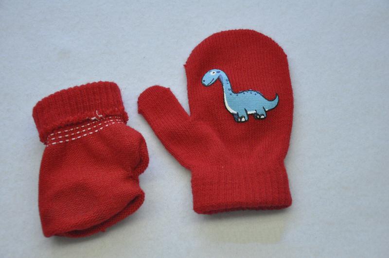 Product Introduction of New Winter Outdoor Knitted Baby Gloves For 1-3Y Children Pupil Student Cute Dinosaur Full Finger Mittens Autumn Warmer Hand 7