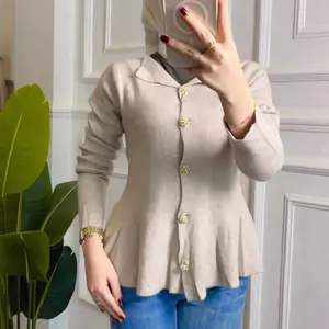 Rajut Kerah Polos dengan Desain Elegan dan Nyaman di pakai untuk bepergian seperti nongkrong