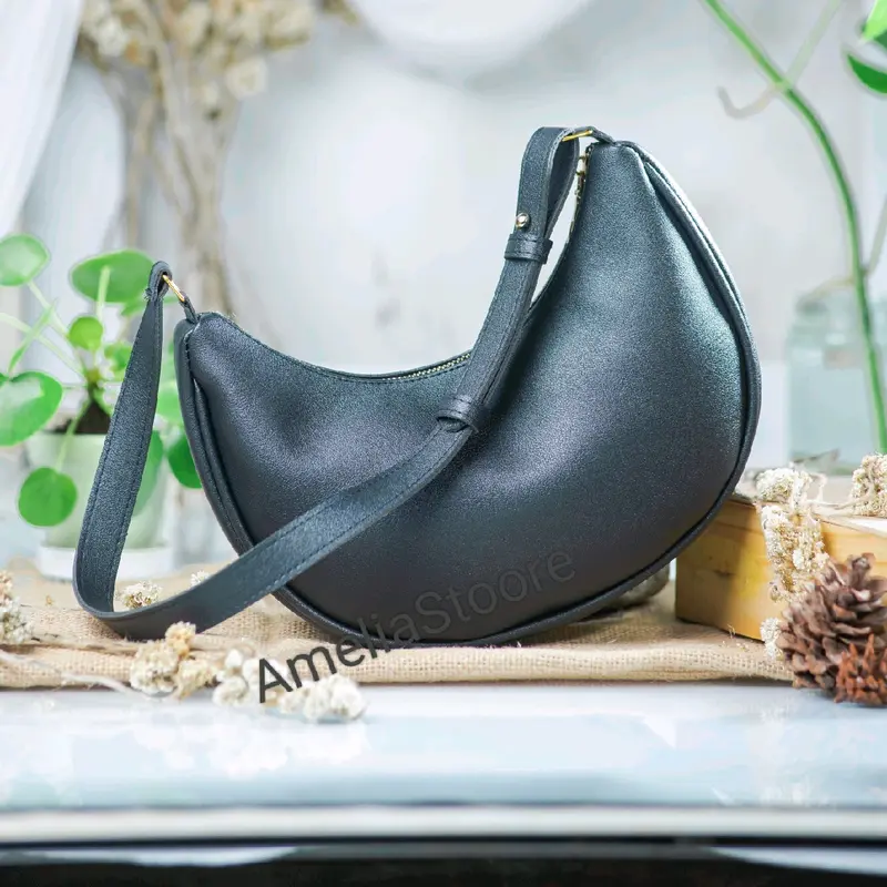 Amelia Shoulder Bag / Slingbag Wanita Kekinian Bisa Muat Banyak / Tas Selempang Bulan 1