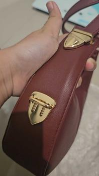 Product Review of ALINSKA SHOULDERBAG Kulit PU Tas Bahu Wanita Selempang Slingbag Cewek from z**e 2