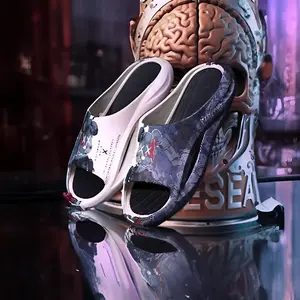 Sandal Dominasea Slip-on Pria Full printing indoor & outdoor Karakter gaya korea anti slip empuk nyaman di kaki Karet Shoes