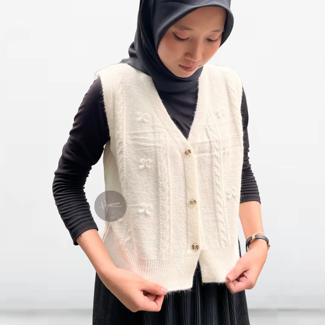 Haseena Vest Knit Pita Nazeera Rompi Rajut Halus Outer Ribbon Wanita Premium Quality Outfit Luaran Kekinian Casual Atasan Maroon
