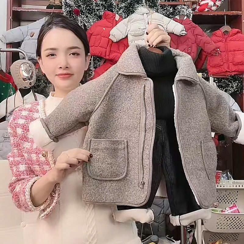   MẸ THÓC   Áo khoác dạ dáng dài túi vuông dọc viền 2379 hàng QCCC by KID CLOTHING 