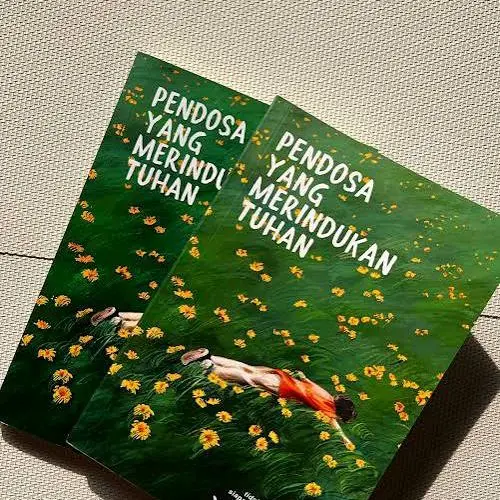 Buku PEDOSA YANG MERINDUKAN TUHAN Soft Cover oleh Yoga Maulana