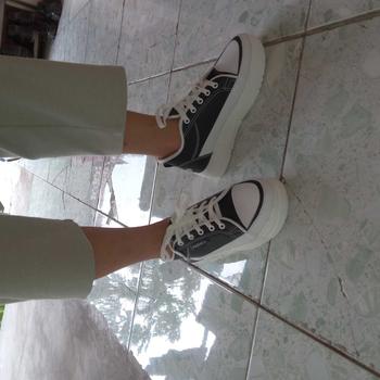 Product Review of Sepatu Sneakers DHEA Putih Ringan dan Stylish untuk Aktivitas Olahraga Kasual - Shoes, Casual skena from u**5 0