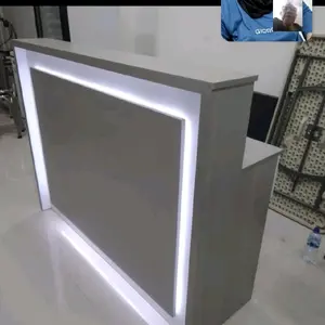 MEJA KASIR RESEPSIONIS MINIMALIS TERLARIS