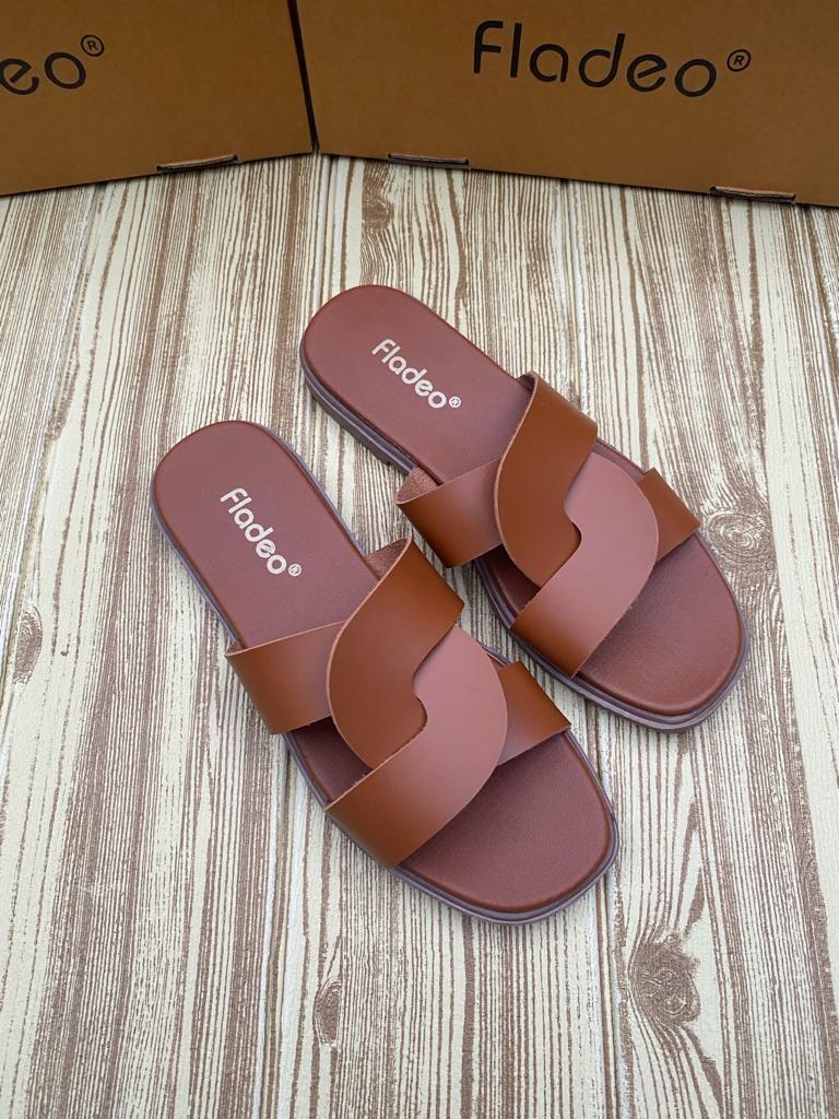 Product Introduction of Sandal Slop Wanita Silang triple Terbaru Hak Datar 1 cm Kulit Sintesis/sandal flat wanita kekinian 2