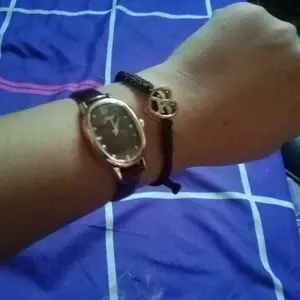 Loreo - Jam Tangan Wanita Kulit PU Model Oval Chic Watch Jam Cewek Desain Feminim