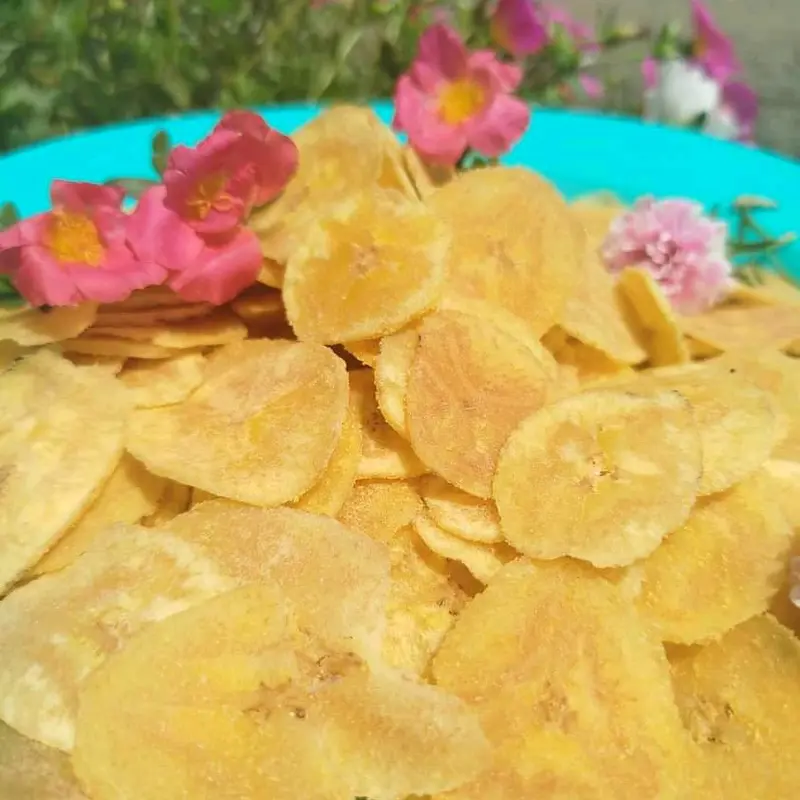 keripik pisang 1 kg dengan varian rasa original, keju, balado 4