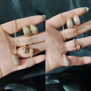 Titanium88 Set Kalung Anting Dan Cincin Motif Selisih Full Permata Wanita BRONZE Imitasi SL2