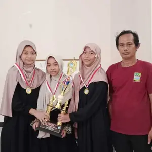 Medali Warna Emas Perak Perunggu Plus Medalion Mendali Gold Silver Bronze Penghargaan Lomba Kejuaraan Olimpiade Hadiah Wisuda Souvenir/Medali Anak-Anak