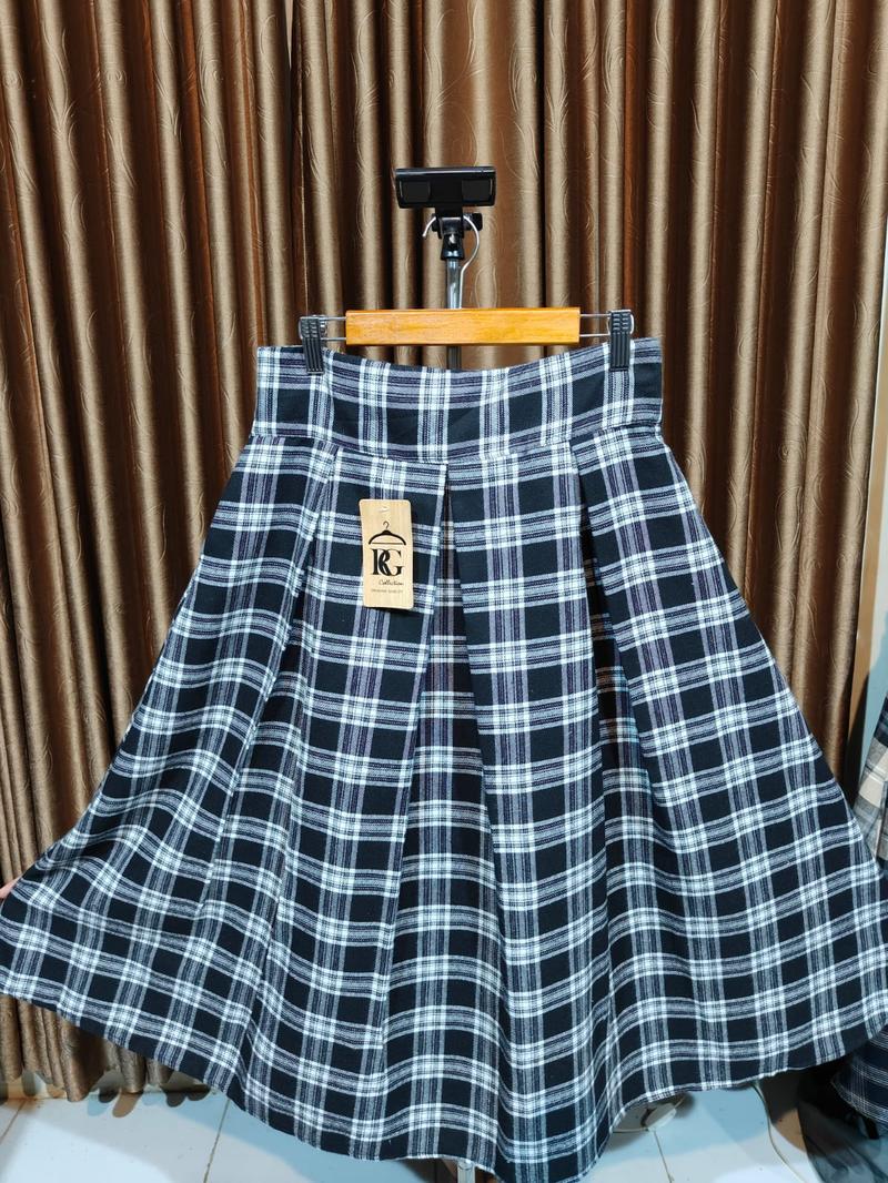 Product Introduction of ROK MIDI FLANEL WANITA/ ROK 7/8 KOTAK KOTAK 3