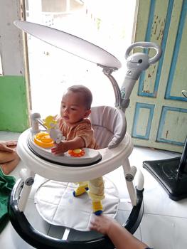 Product Review of Baby Walker Lipat Membantu bayi Anda Belajar Berjalan Roda Bayi Kereta Bayi from c**e 1
