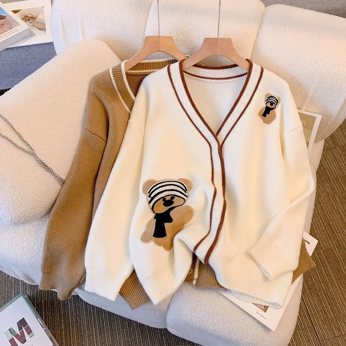 Markas Fashion99 Cardigan Rajut Teddy Bear Wanita Lengan Panjang Knitwear Santai Wol Polos Vneck Baju Tebal Oversize