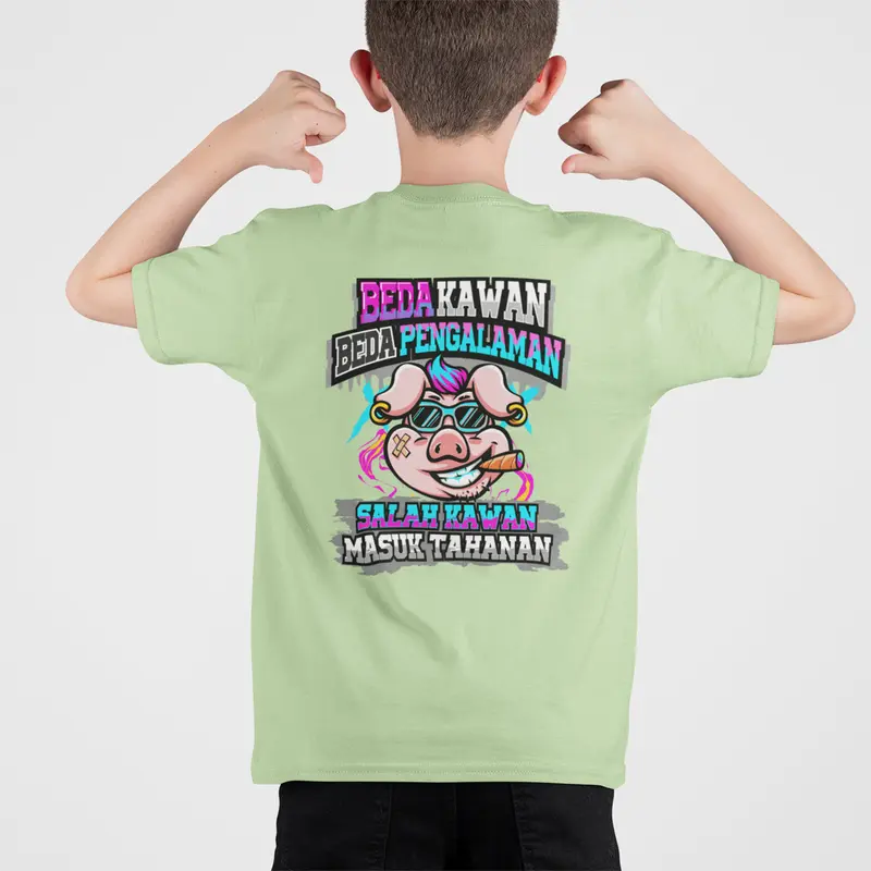 Ajoe kids kaos anak anak umur 4-10 tahun sablon depan belakang motif kata kata BEDA KAWAN BEDA PENGLAMAN 4