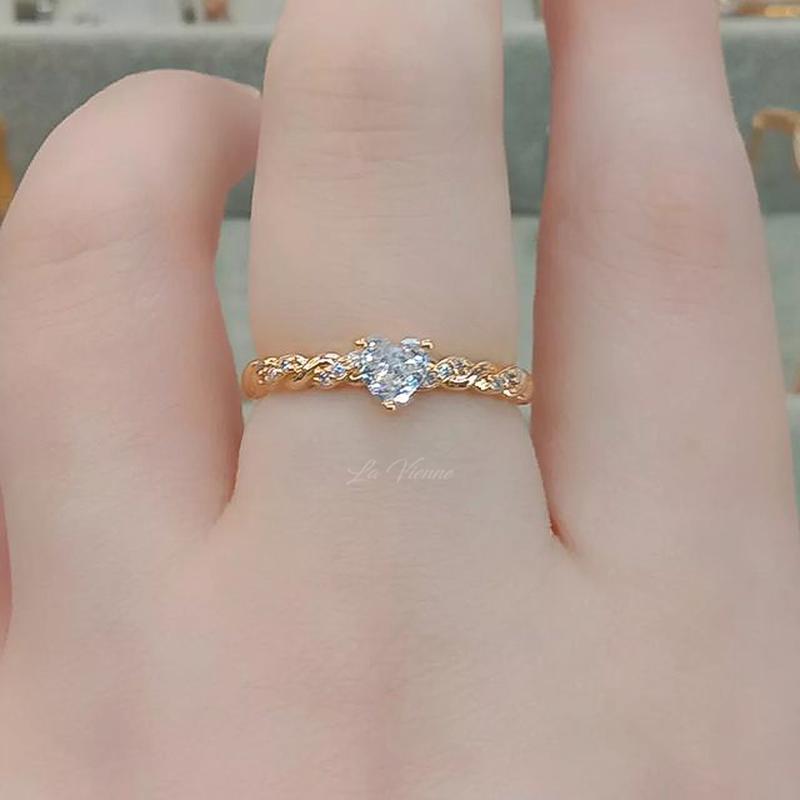 Product Introduction of [ Beli 2 Produk Apapun Gratis 1 ] La Vienne -  Odette - Cincin Titanium Wanita Anti Karat Aesthetic - Perhiasan Elegan Cantik Mewah Simple Rings 0