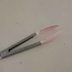 Alat penjepit Warna Makanan Roti jepit Capit toko Bakery Pesta Kue / Penjepit Makanan / Capitan Silikon Warna Warni Capit Salad Gorengan