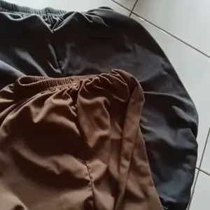 Celana Pendek / 6pcs / Celana Pendek Wanita / Short Pendek Wanita / Reguller-Jumbo / Anak-Dewasa / Santai Karet Nyaman Remaja Hitam Katun ibu ibu