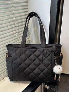 Bolso de hombro acolchado de moda (1 pieza), gran capacidad, ligero y portátil, billetera para mujer, bolso de lona estilo universitario, bolso casual con diseño acolchado, bolsa para viajes cortos.