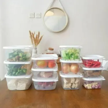 White Food Container Cantik set isi 12pcs Frenzy Food Container